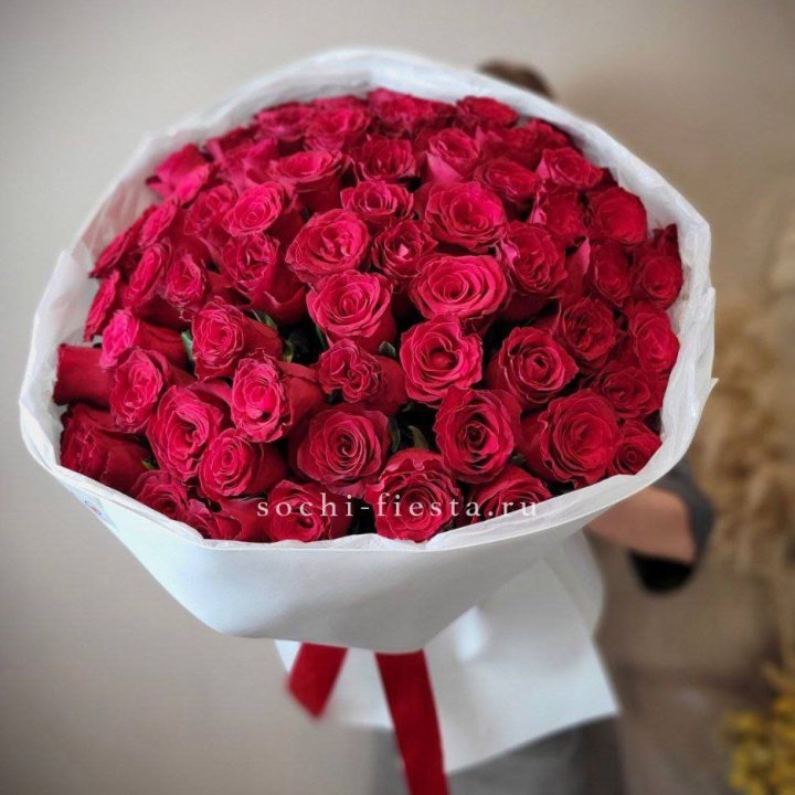 65 красных роз вайт в Уфе
