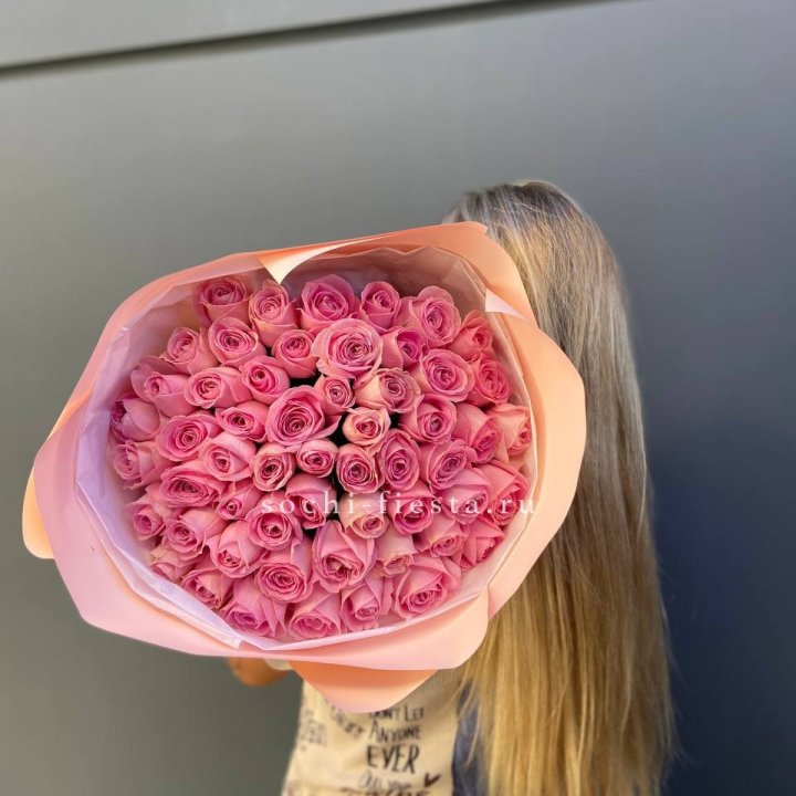 55 розовых роз в Уфе
