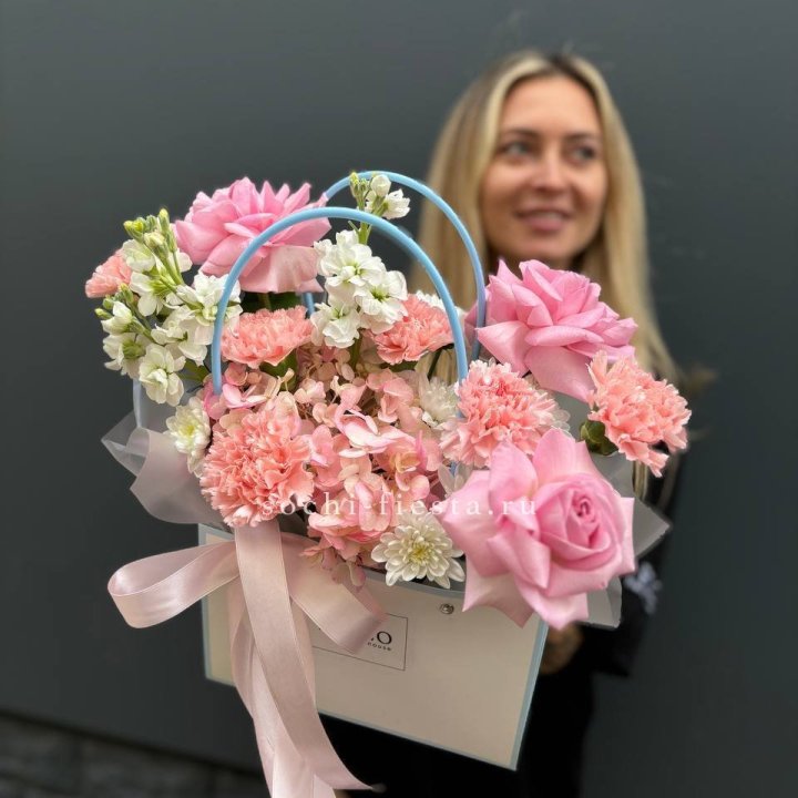 Сумочка "Бал цветов" в Уфе