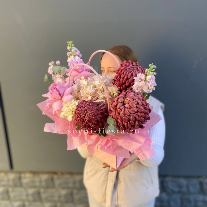 Сумочка нежная с бигуди в Уфе