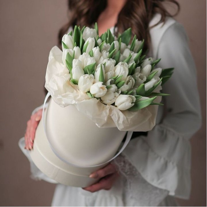 Тюльпаны в цилиндре  в Уфе