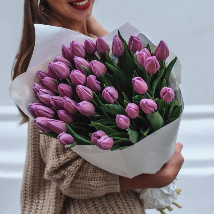 39 сиреневых тюльпанов в Уфе
